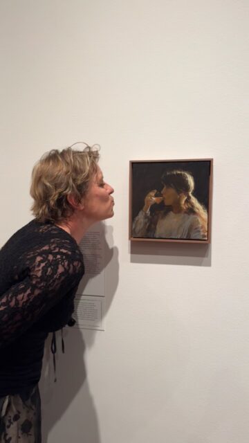 P O R T R A I T  A W A R D  P O S E S

Two weeks ago today…

…I got to see my painting “The Age of Adolescence” for the first time in months. Hanging at the @nationalportraitgallery as part of the Herbert Smith Freehills Kramer Portrait Award exhibition. 

It was, for many of us artists, the very first time we have ever had our artwork selected for this prestigious Award. For those whose work has been selected before, they were exceptionally patient with our (my) exuberance and childlike excitement. 

Forgive me for once again reliving the moment. It is still sinking in. And I’m not sure I’ll ever ‘get used to it’. I simply wanted to share the huge emotional high I experienced when I first caught sight of my painting. 

Of course, there were many more highs of that week. Meeting wonderful artists. Making new friends. Seeing my family share in my excitement and wonder. Seeing the way in which the public - friends and strangers alike - connected with my work and that of my fellow exhibitors. These are moments I will cherish forever. 

PS Stay tuned to the end and you’ll see my twin and I pulling our ‘favourite childhood faces’ when anyone asked US to pose for a portrait. 

They’re classic, don’t you agree? Just a shame that in nearly all the photos of us between the ages of 3 and 7 years of age we chose the exact same poses 🫣 🤪